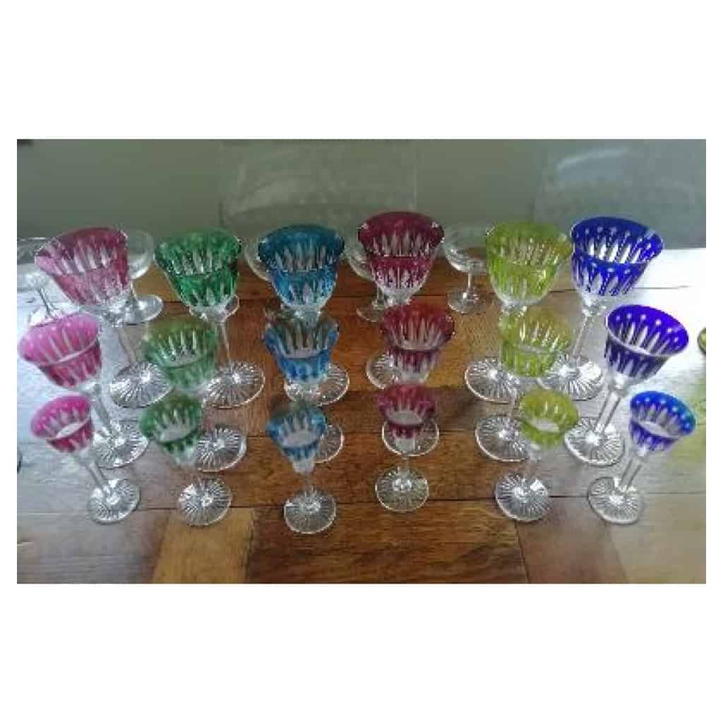 ensemble de 18 verres de couleur Roemer cristallerie Saint Louis; Modèle Tommy 3