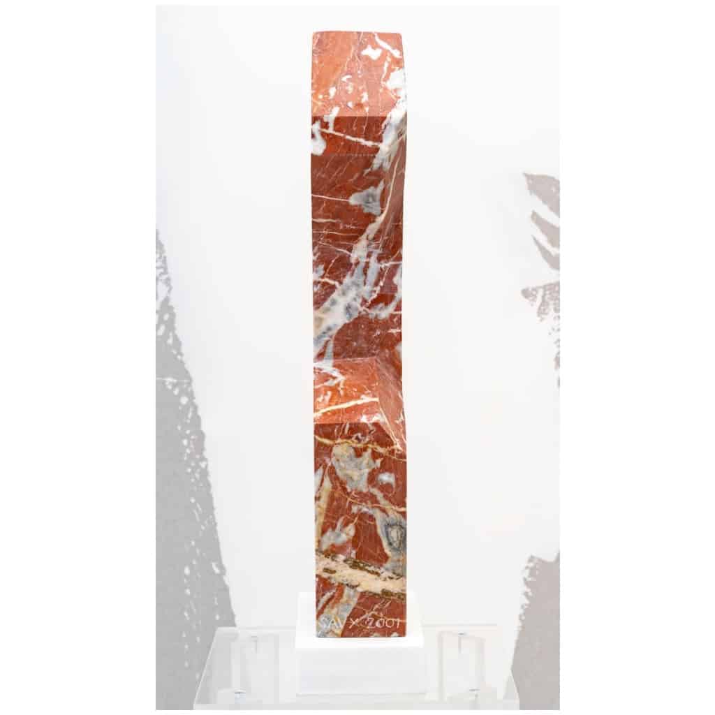 Sculpture en marbre rouge de SAVY 7