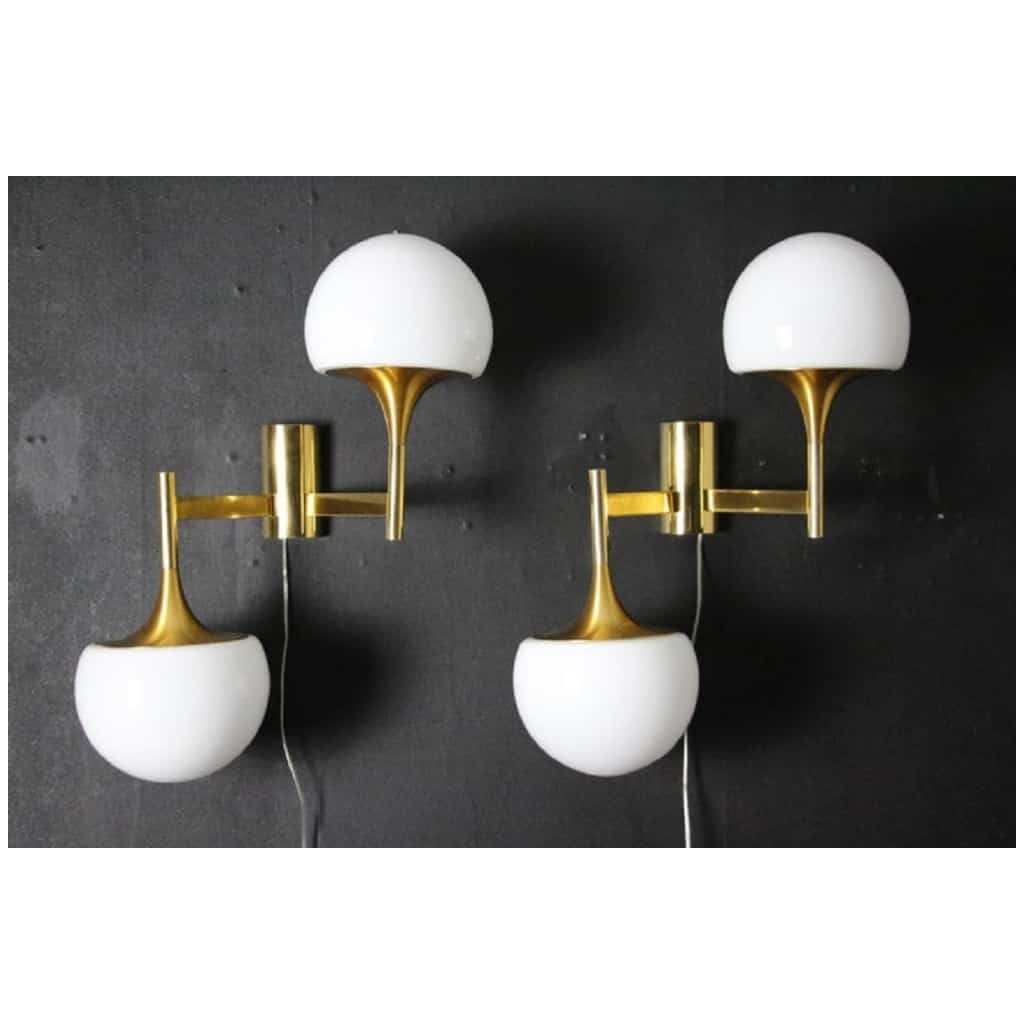 Pair of Mid-Century Brass and White Glass Stilnovo Sciolari Sconces, Wall Sconces 3