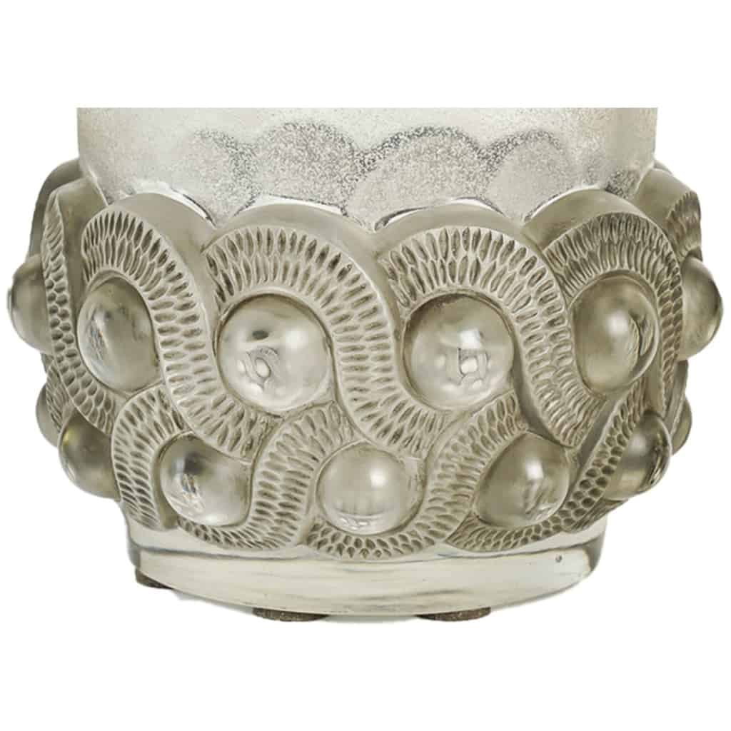 René Lalique: Vase "GAO" 1934 7