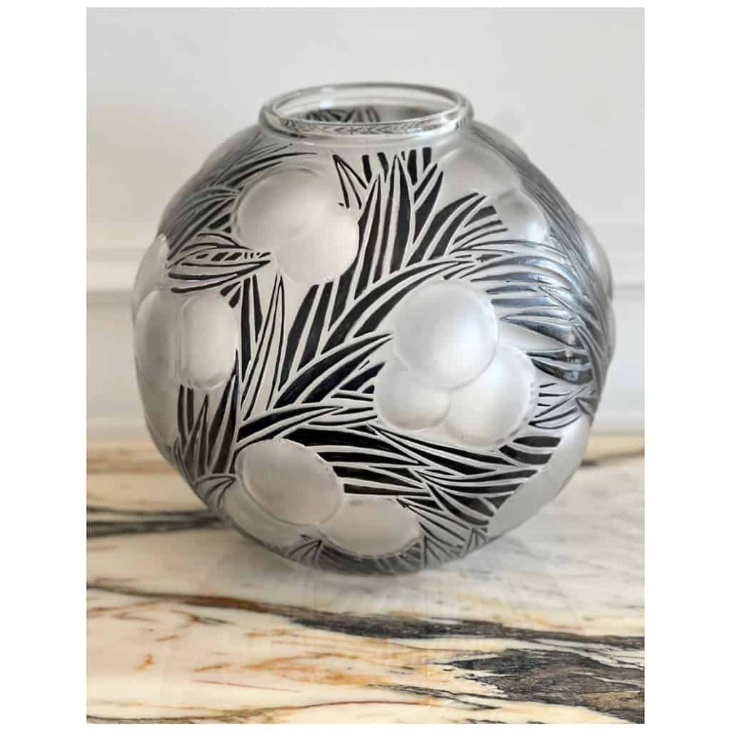 René Lalique: “Oranges” Frosted Enameled Glass Vase 7