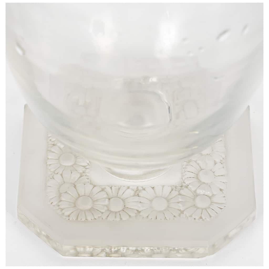 René Lalique (1860-1945): “Daisies” Service 1935 7