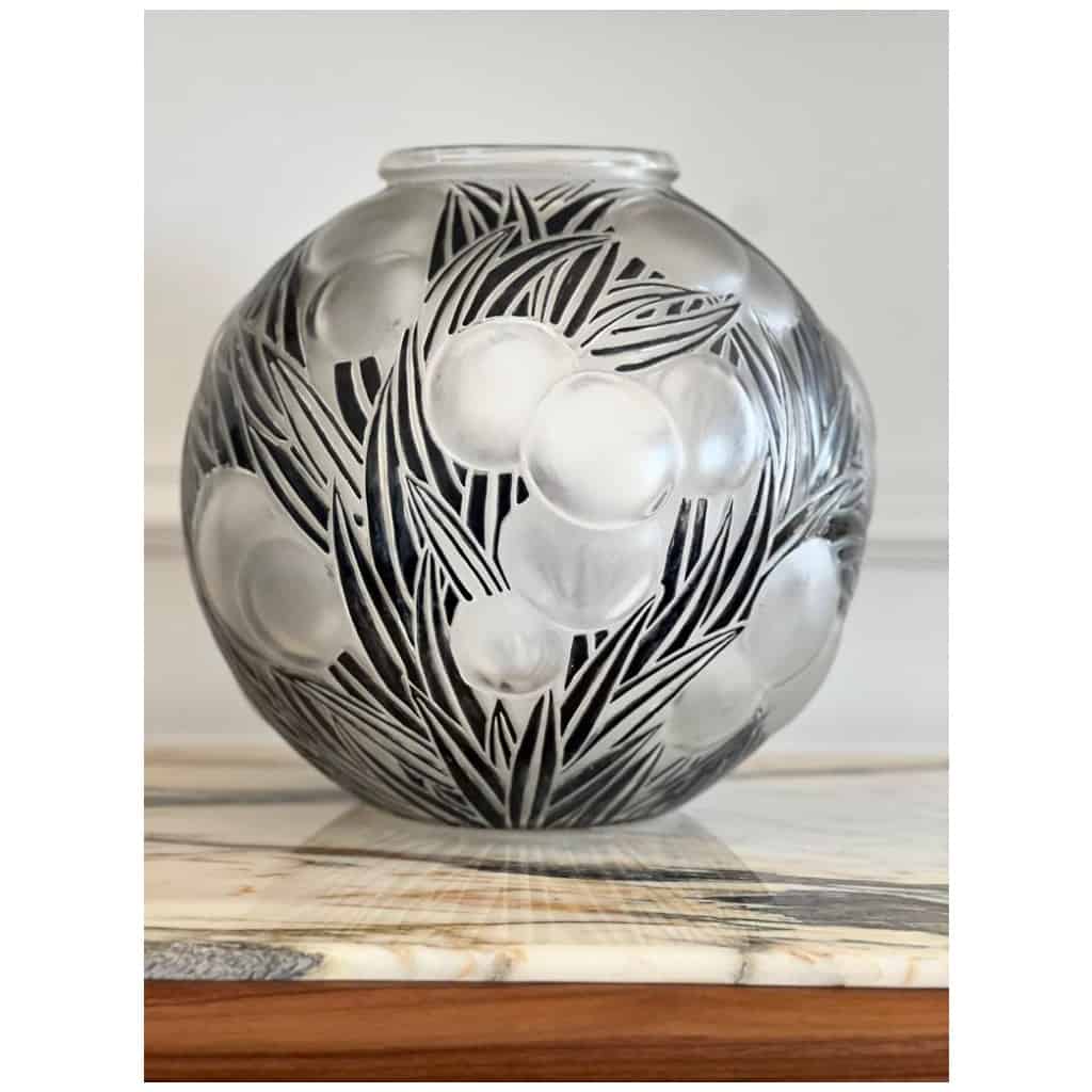 René Lalique: “Oranges” Frosted Enameled Glass Vase 10