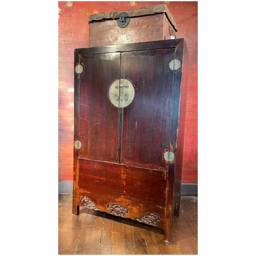 Antique Chinese cabinet from Shandong 5