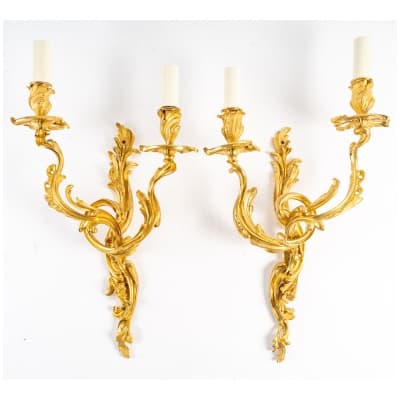 Pair of Louis XV style sconces from the Napoleon III period (1851 - 1870). 3