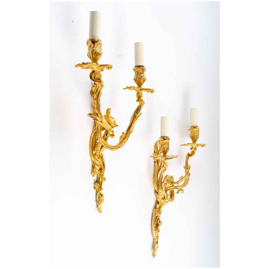 Pair of Louis XV style sconces from the Napoleon III period (1851 - 1870). 4