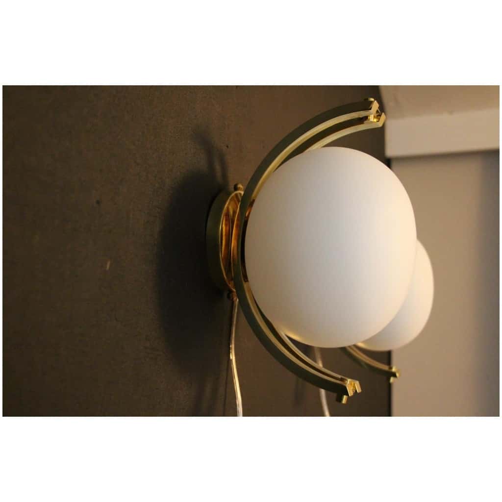 Pair of modern globes in brass and white Murano glass, Stilnovo style 8