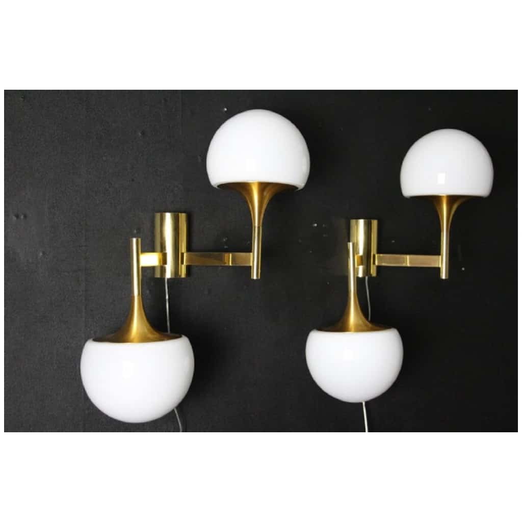 Pair of Mid-Century Brass and White Glass Stilnovo Sciolari Sconces, Wall Sconces 7