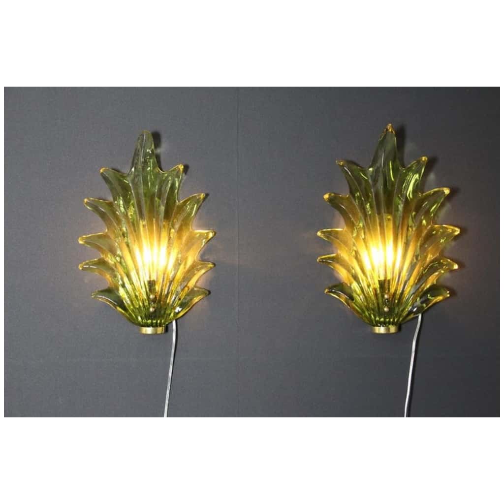 Pair of Barovier style sconces in olive green Murano glass with leaves and brass 7