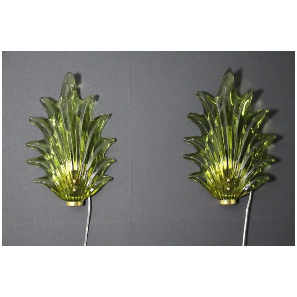 Pair of Barovier style sconces in olive green Murano glass with leaves and brass 8