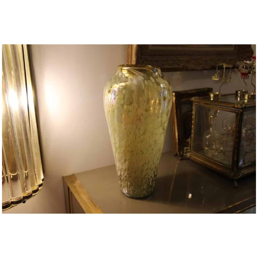 Large vintage mid century iridescent Murano glass vase in Barbini style 7