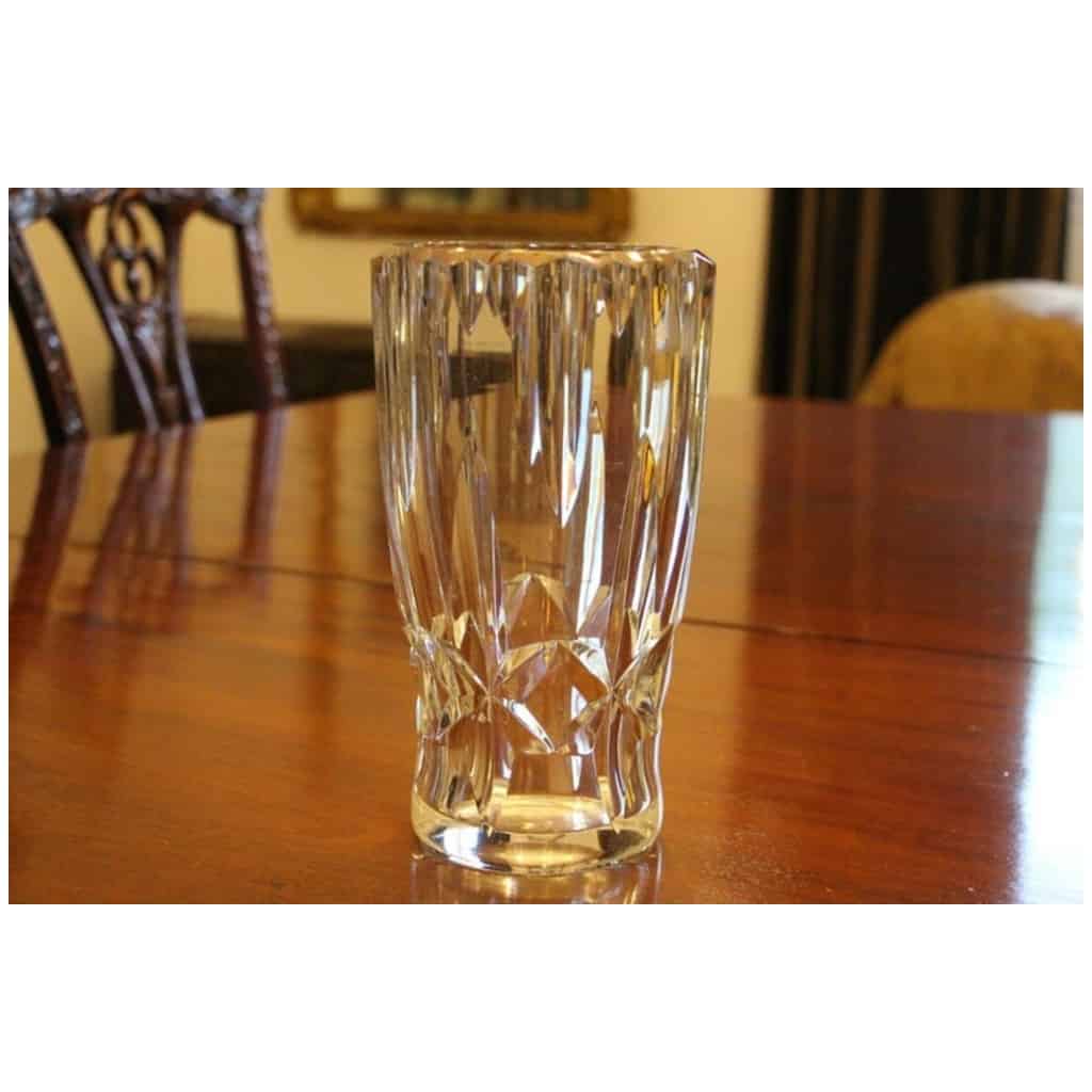 Modern clear crystal vase Taillé Baccarat 4