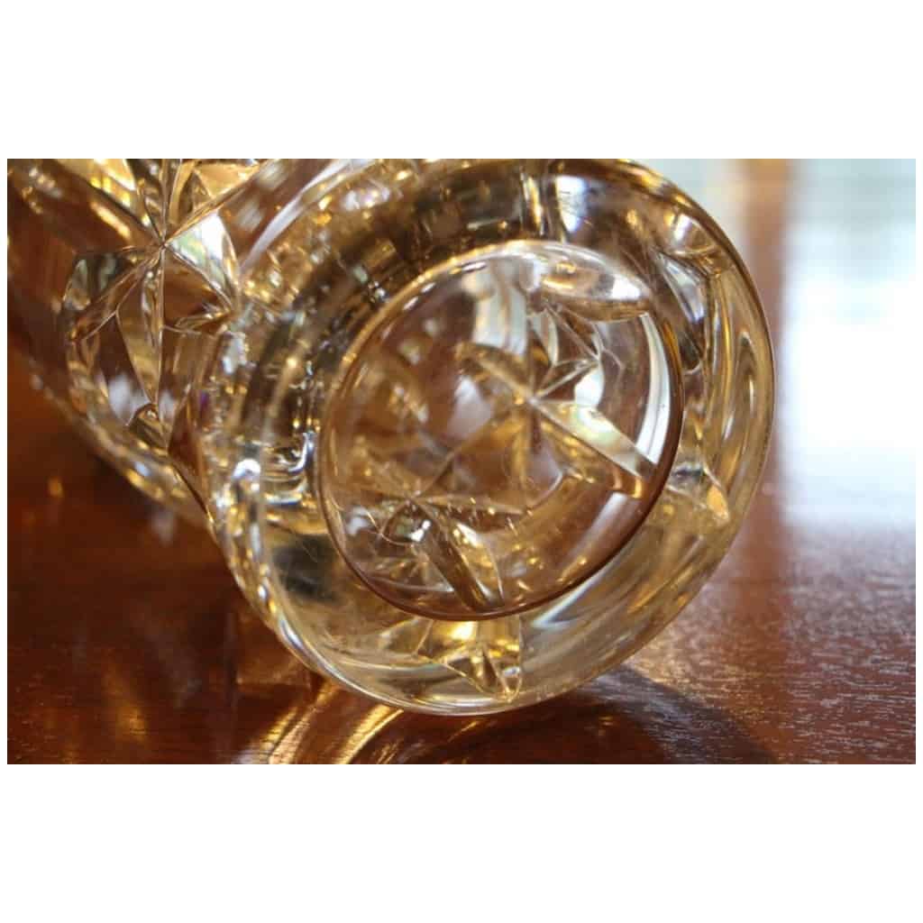 Modern clear crystal vase Taillé Baccarat 11