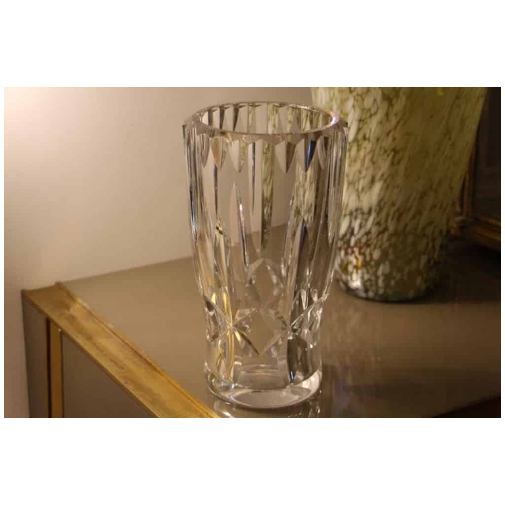 Modern clear crystal vase Taillé Baccarat 13