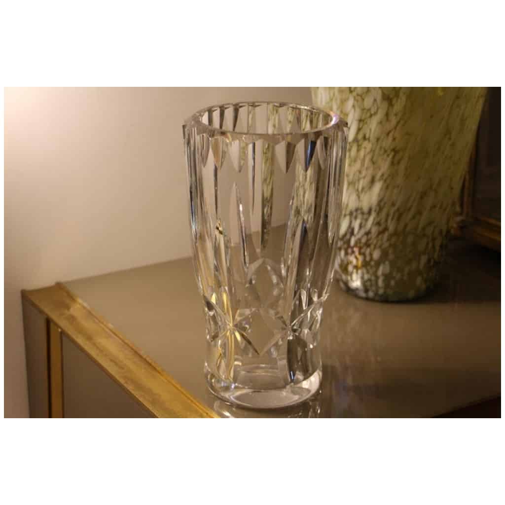 Vase cristal moderne clair Taillé Baccarat 13