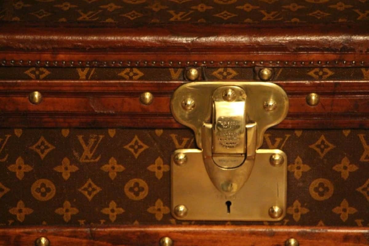 Early 20th Century French Stencil and Monogram Louis Vuitton Leather Hat  Trunk