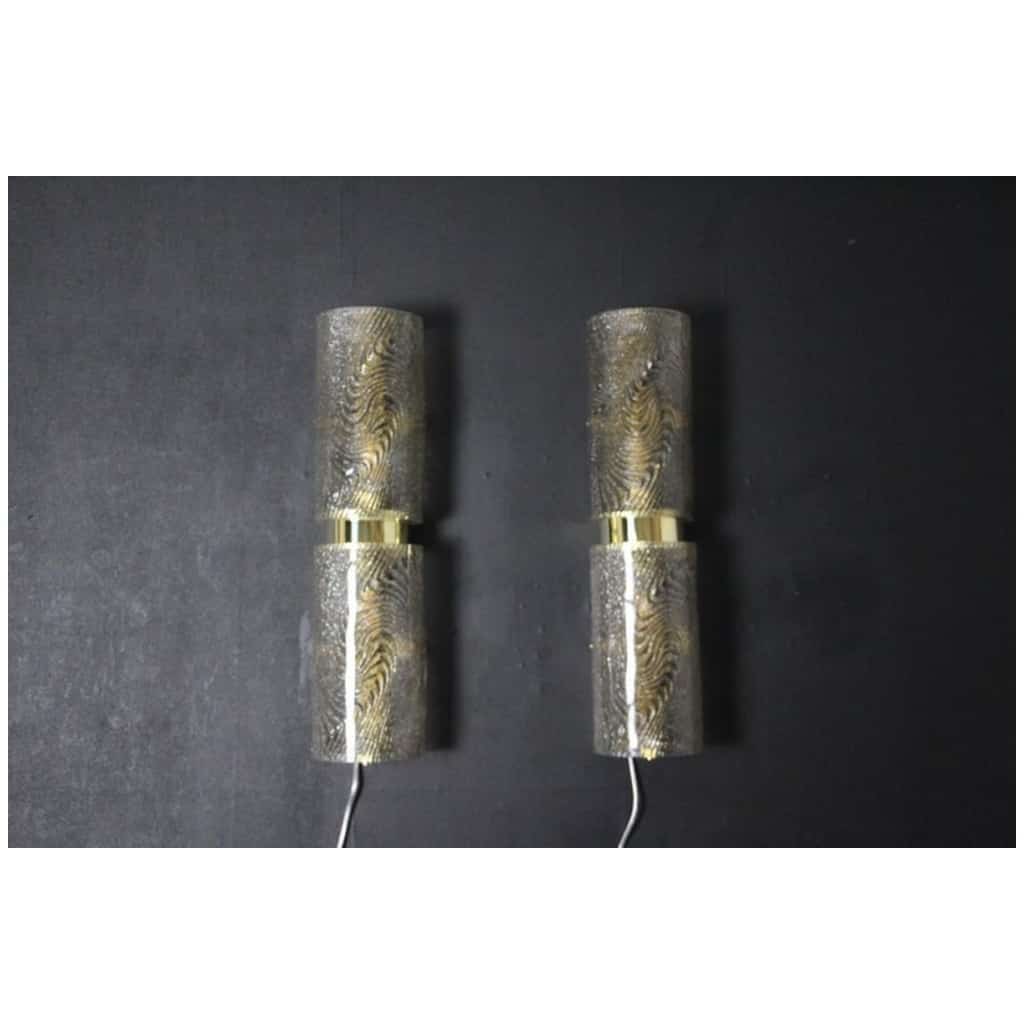 Pair of long wall sconces in smoked and frosted frosted Murano glass, in the shape of a cylinder 3
