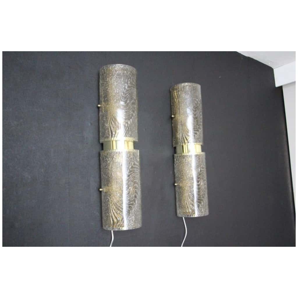 Pair of long wall sconces in smoked and frosted frosted Murano glass, in the shape of a cylinder 5