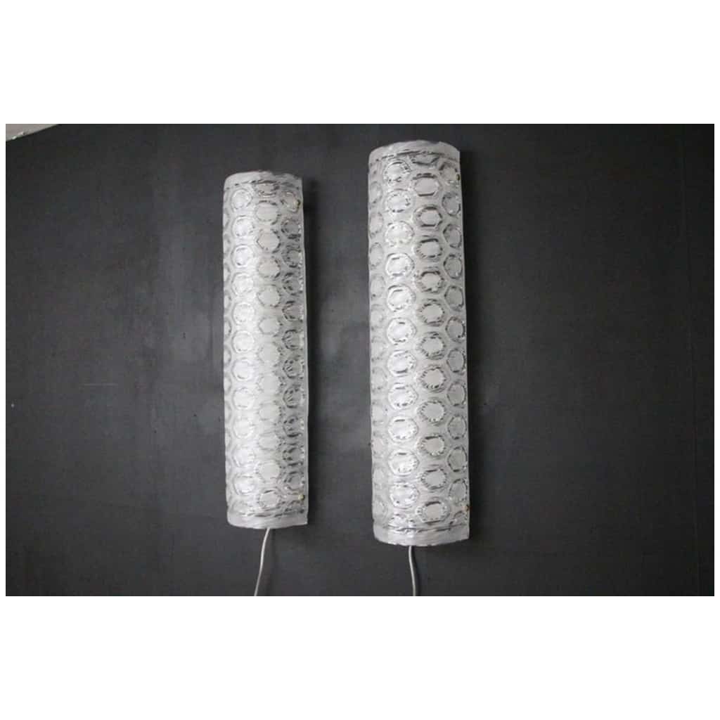 Pair of large cylindrical wall lights in textured transparent and white Murano glass 5