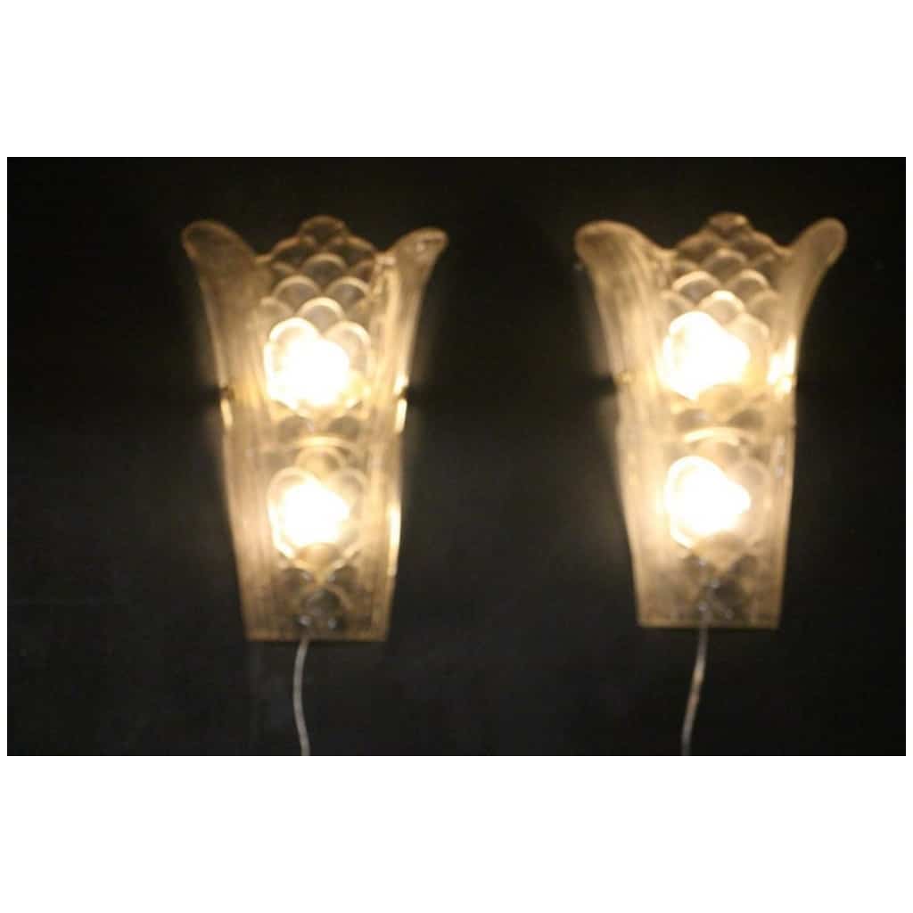Pair of Art Deco wall sconces in molded Murano glass, transparent and frosted 10
