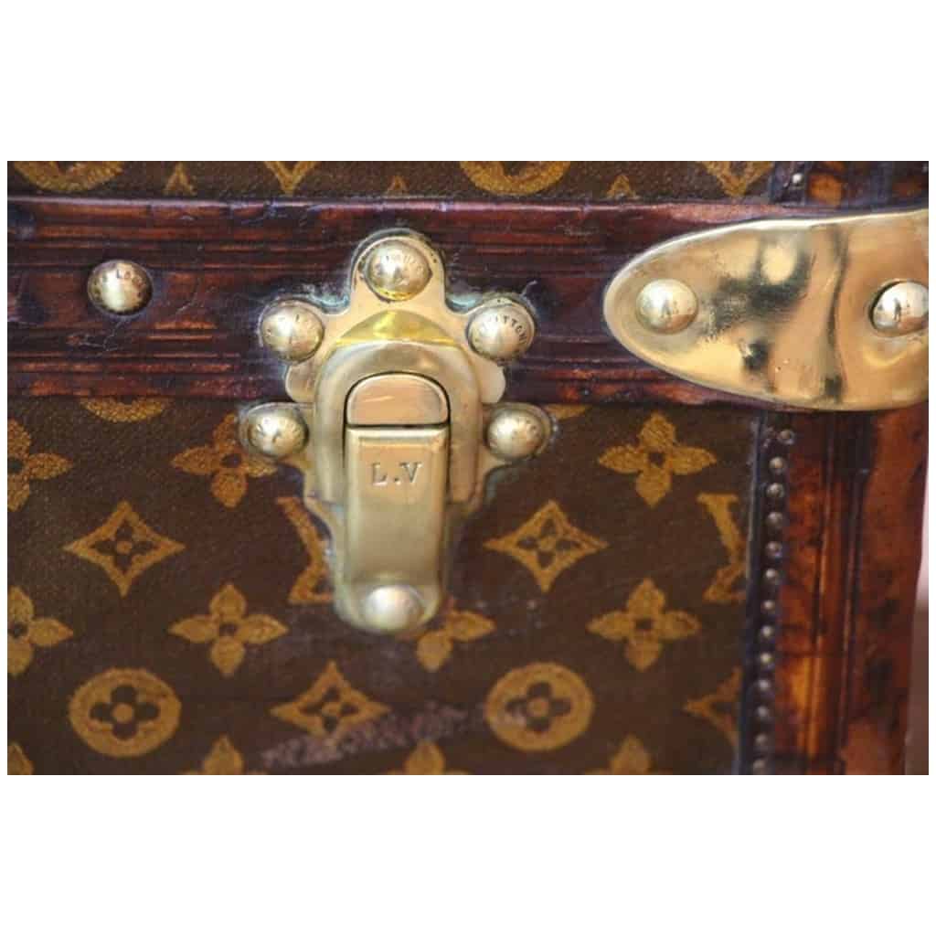 Louis Vuitton trunk from the 1920s-1930s in monogram, 80 cm Louis Vuitton Steamer 10 trunk