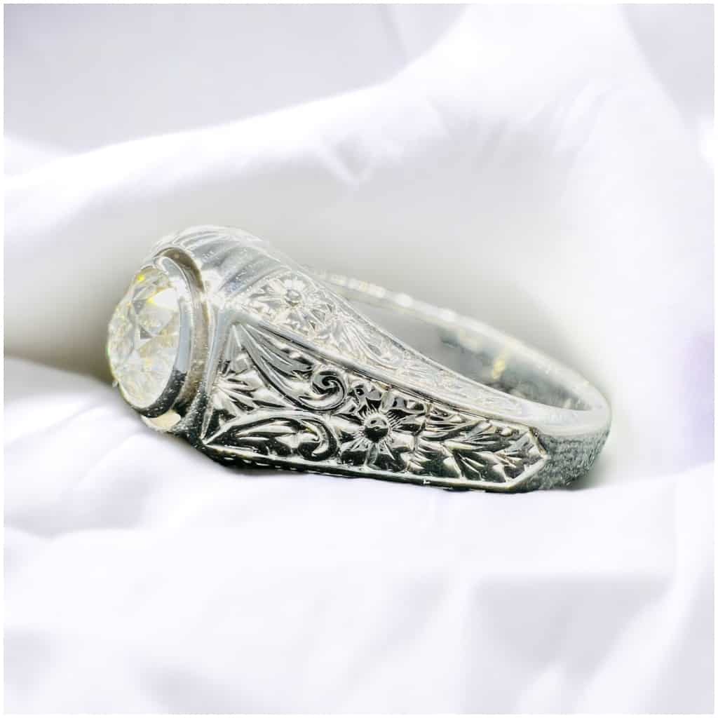 Signet Ring In 18 Carat White Gold Set In Its Center With An Old Cut Diamond For 1 Carat About 12