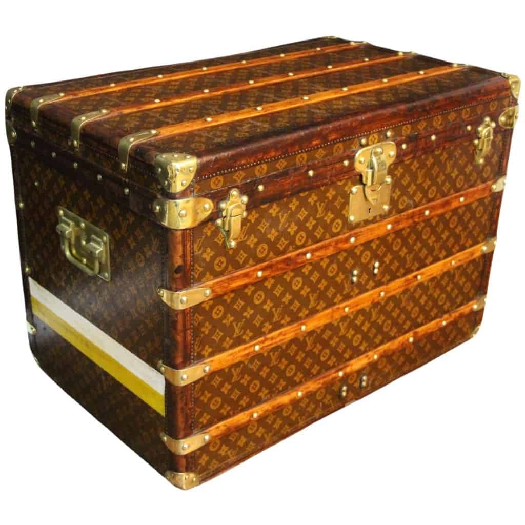Louis Vuitton trunk from the 1920s-1930s in monogram, 80 cm Louis Vuitton Steamer 3 trunk