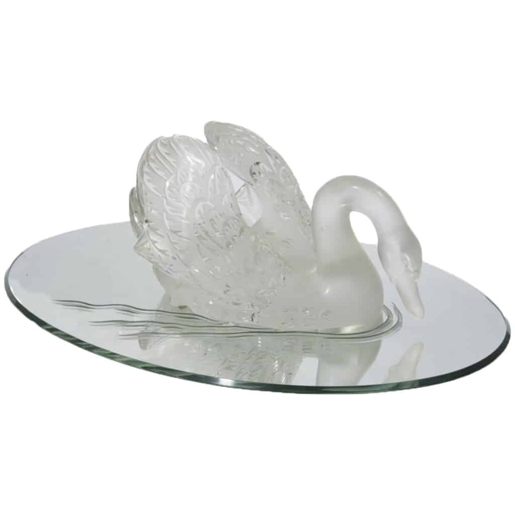 Cristal Lalique : Cygne « Tête baissée » en cristal incolore 3