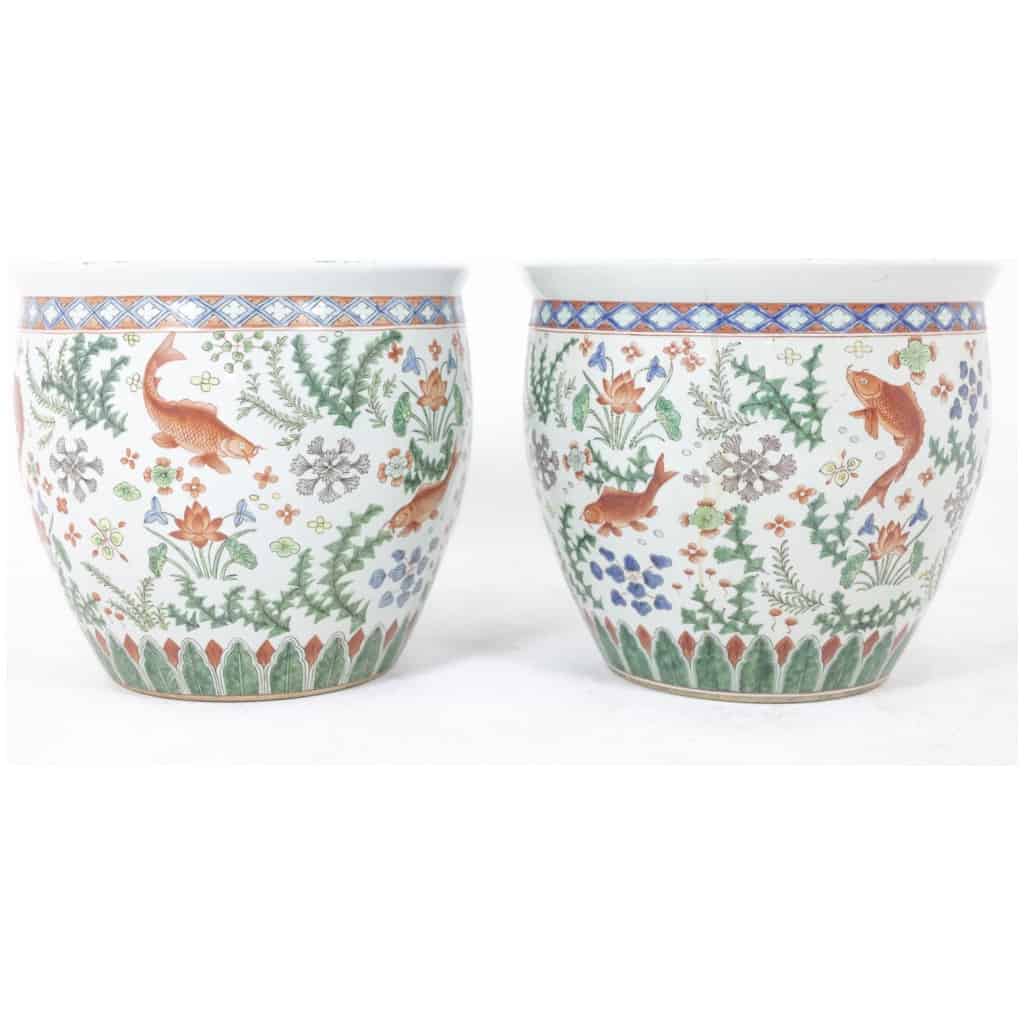 Paire de jardinières en porcelaine Canton, circa 1950 4