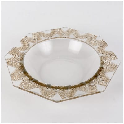 1942 René Lalique – Coupe Chantilly Verre Blanc Patiné Sépia 3