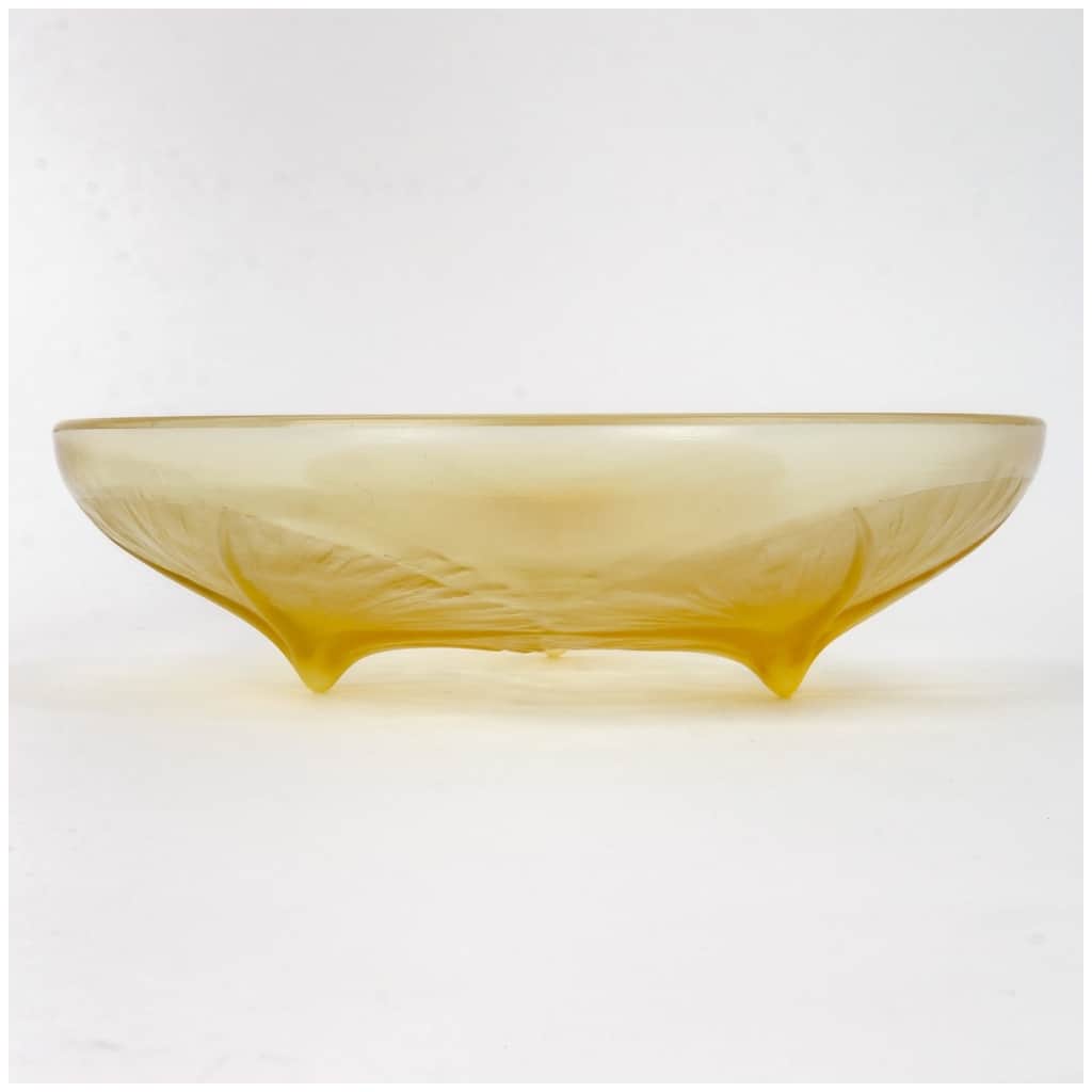 1921 René Lalique – Volubilis Goblet Opalescent Yellow Glass 4