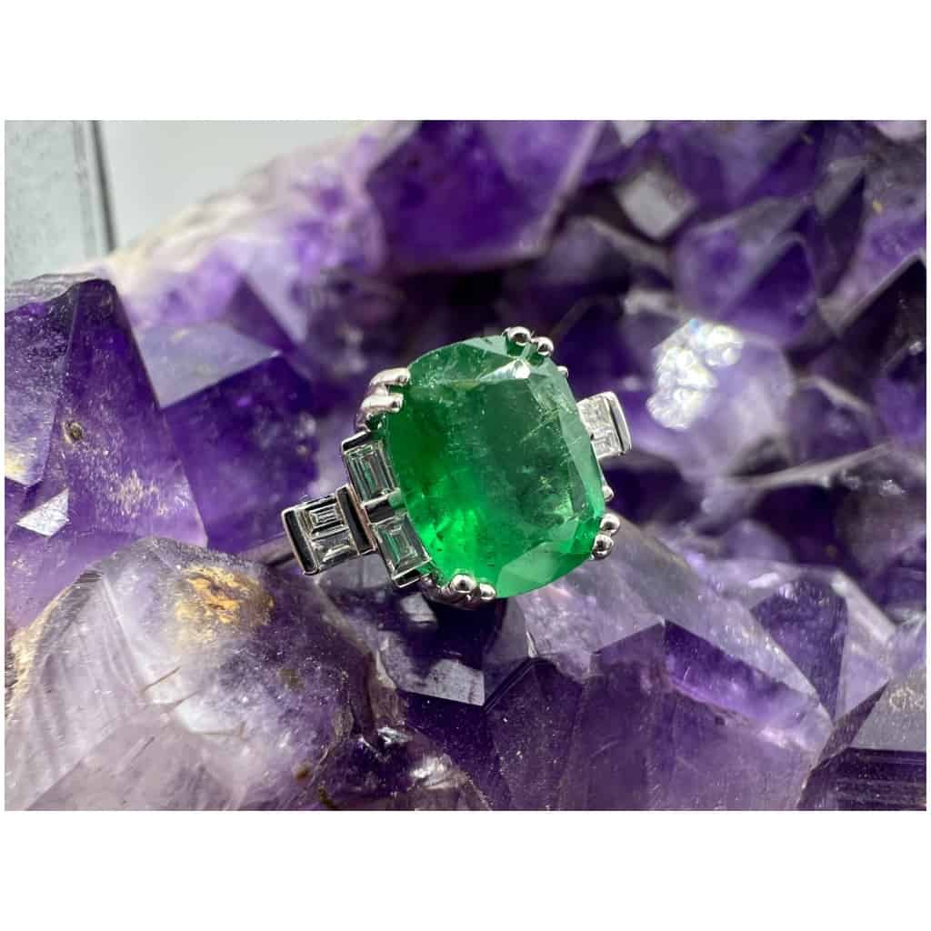 18 Carat White Gold Engagement Ring, 2.74 Carat Emerald And Diamonds 3