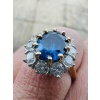 Bague En Or 18 Carat Sertie d’Un Saphir Entouré De Brillants Modele Pompadour 18