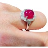Bague En Or 18 Carat Sertie d’Un Cabochon De Rubis Entouré De Diamants 17