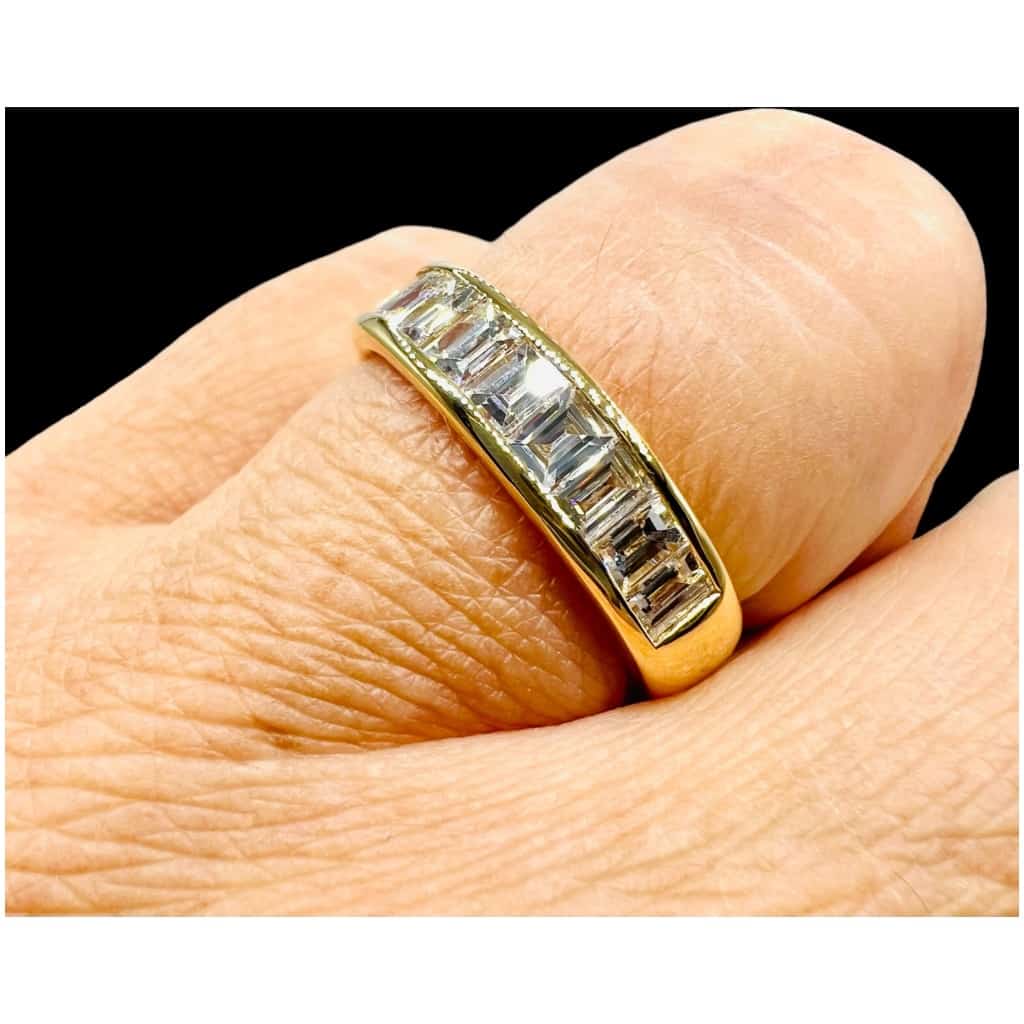 18 Carat Yellow Gold Half-Wedding Ring, Set with Baguette-Cut Diamonds 11