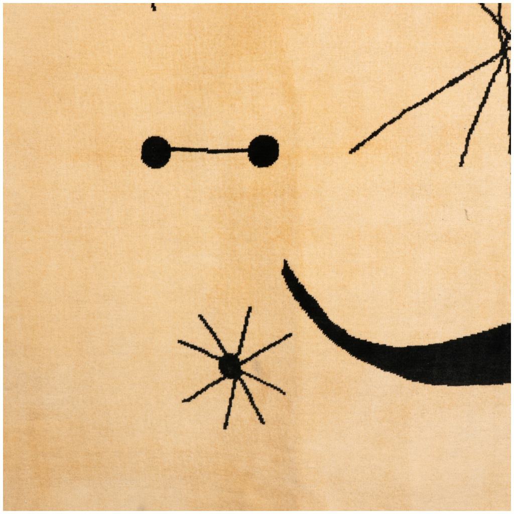 Tapis, ou tapisserie, inspiré par Joan Miro. Travail contemporain 6
