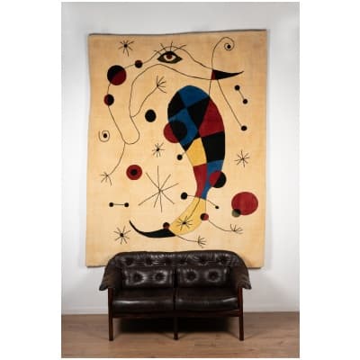 Tapis, ou tapisserie, inspiré par Joan Miro. Travail contemporain