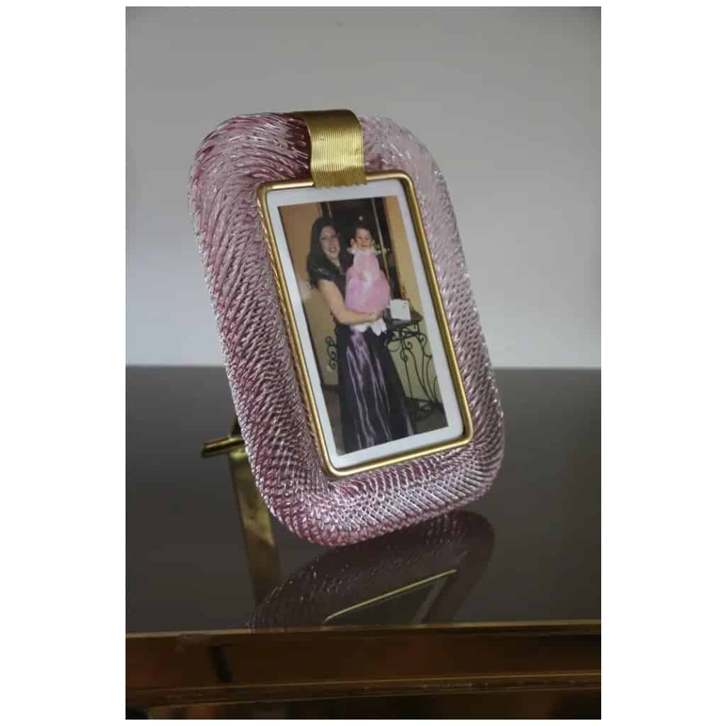 Cadre photo torsadé rose en verre de Murano et laiton des années 2000 13