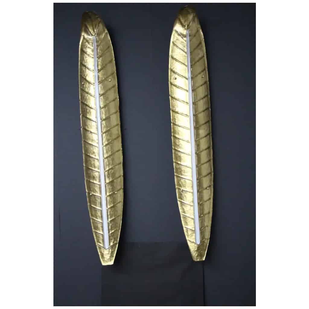 Pair of long golden Murano glass sconces, leaf-shaped, Barovier 19 style