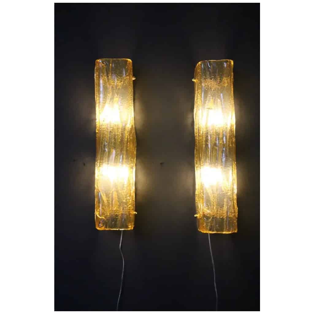 Pair of Murano gold glass wall lights, square tube wall lamps, Mazzega 9 style