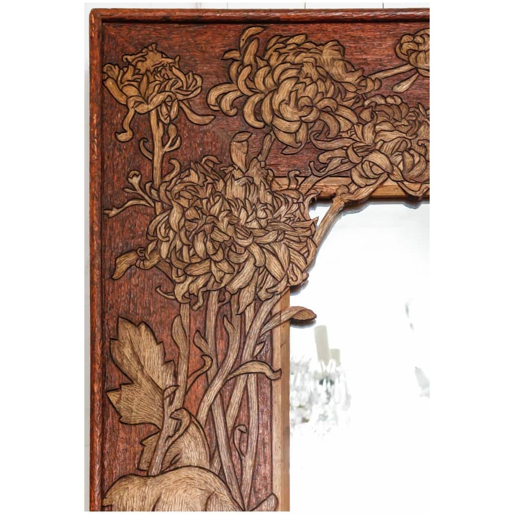 Important Art Nouveau period mirror frame 8