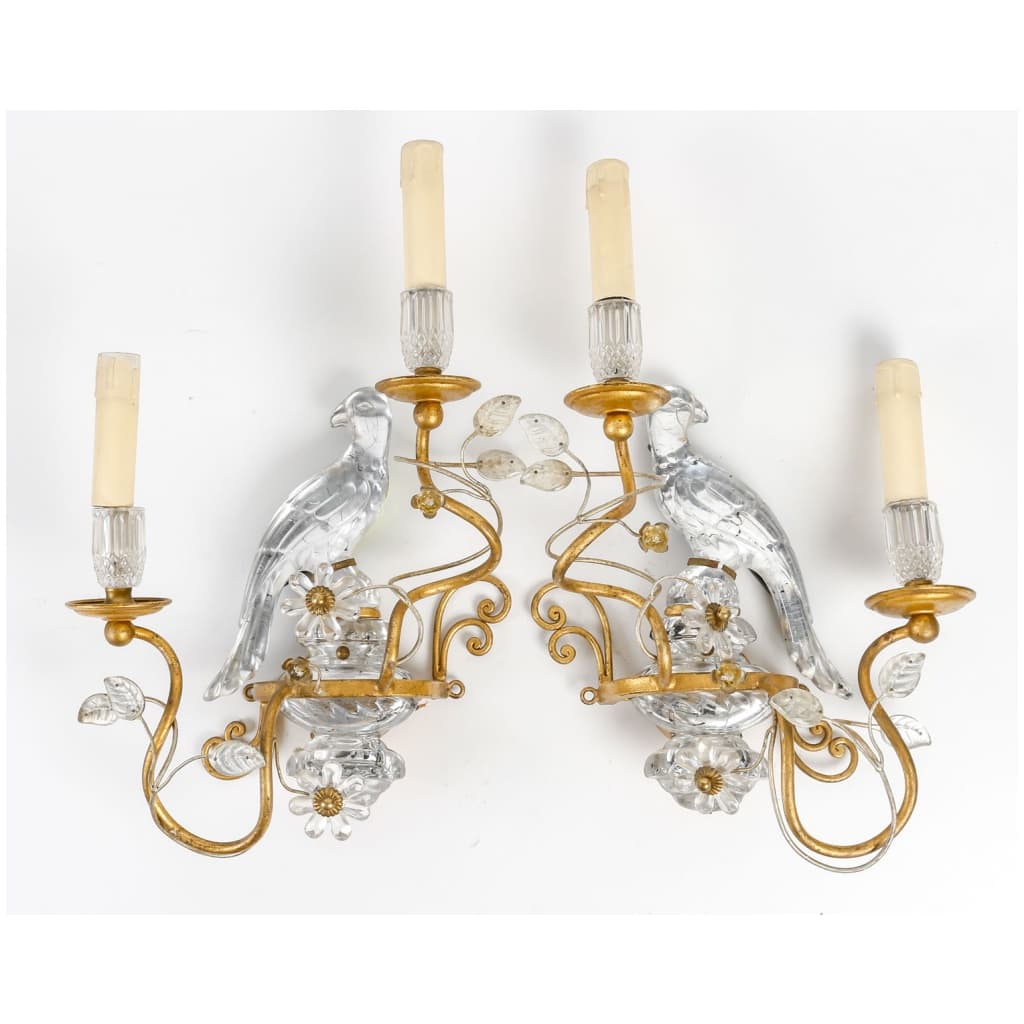 Pair of Maison Baguès sconces. 3