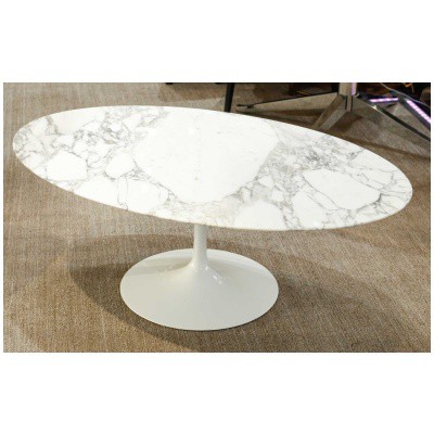 Eero Saarinen & Knoll International , table basse ovale « tulipe » marbre arabescato