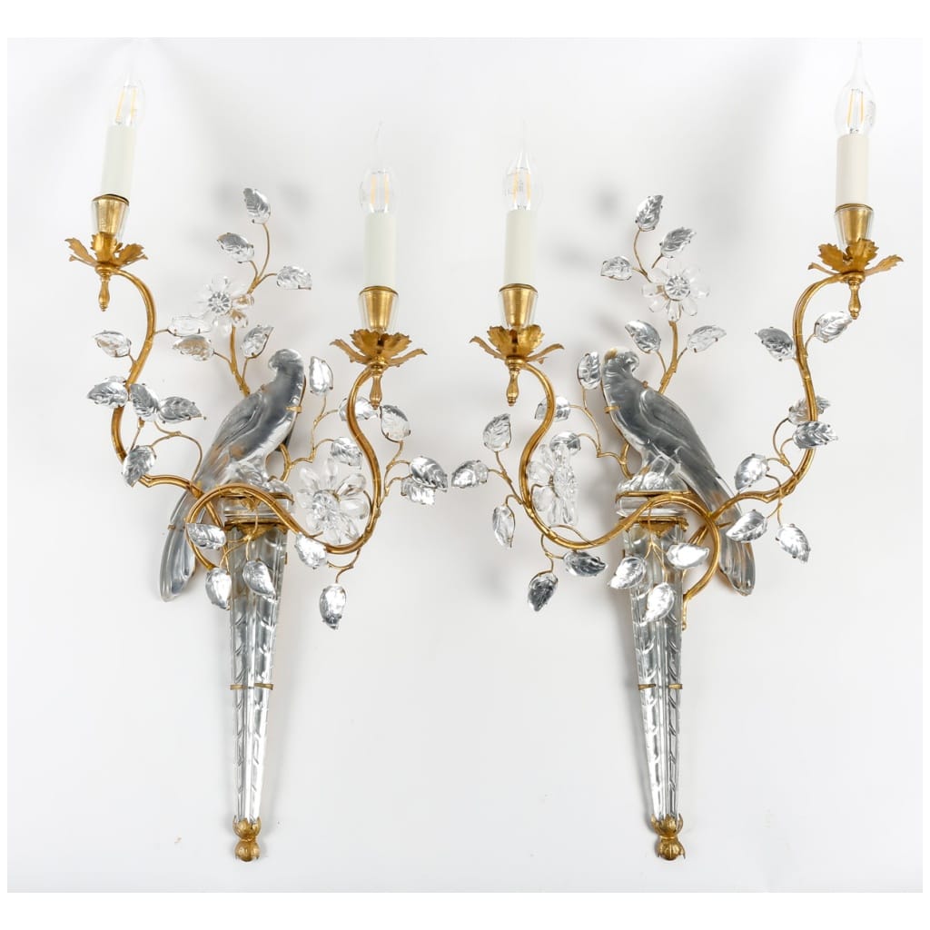 Pair of large wall lights from Maison Baguès. 3