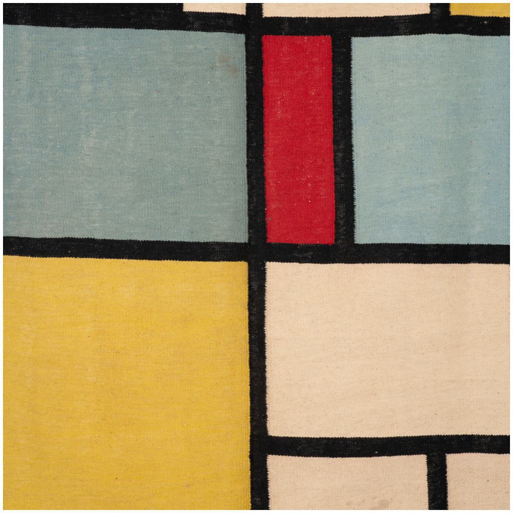 Tapis, ou tapisserie, inspiré par Piet Mondrian. Travail contemporain 4