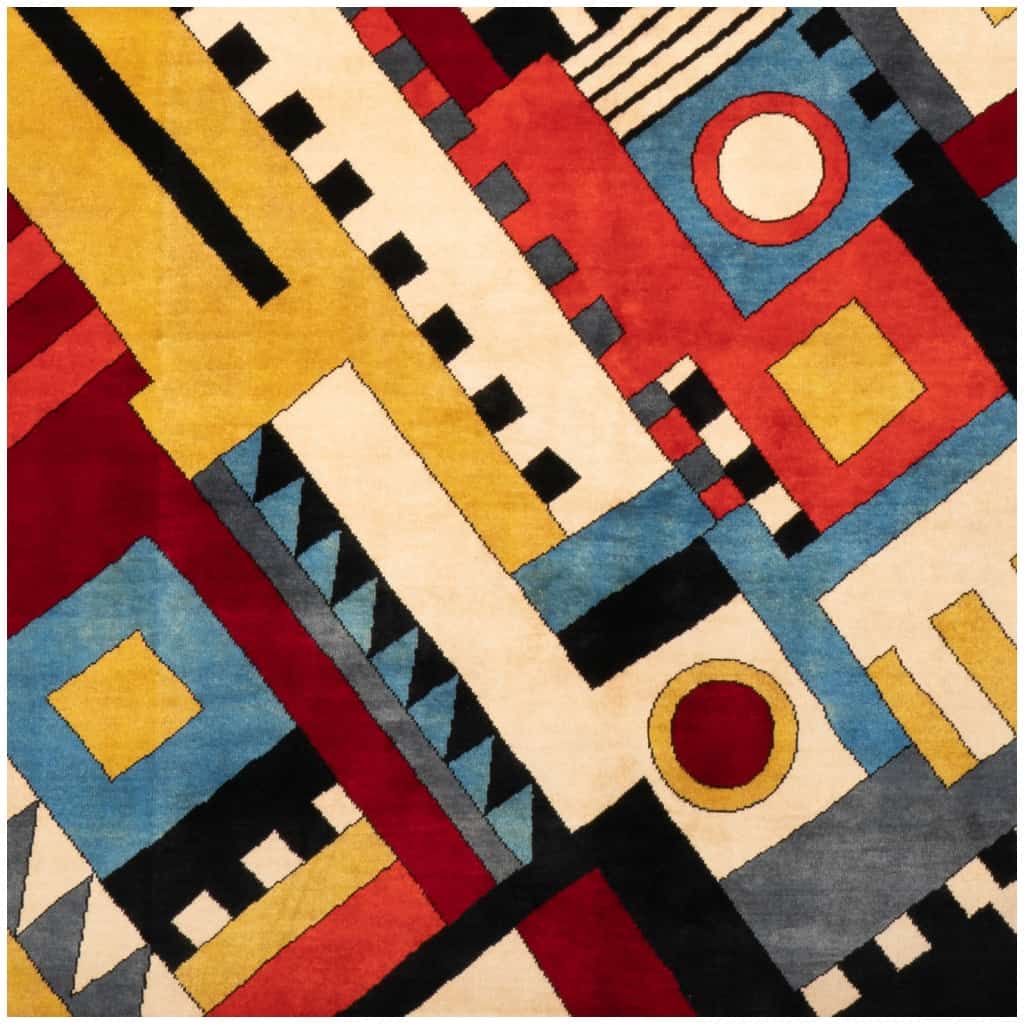 Tapis, ou tapisserie, aux motifs géométrique et en laine. Travail contemporain. 5