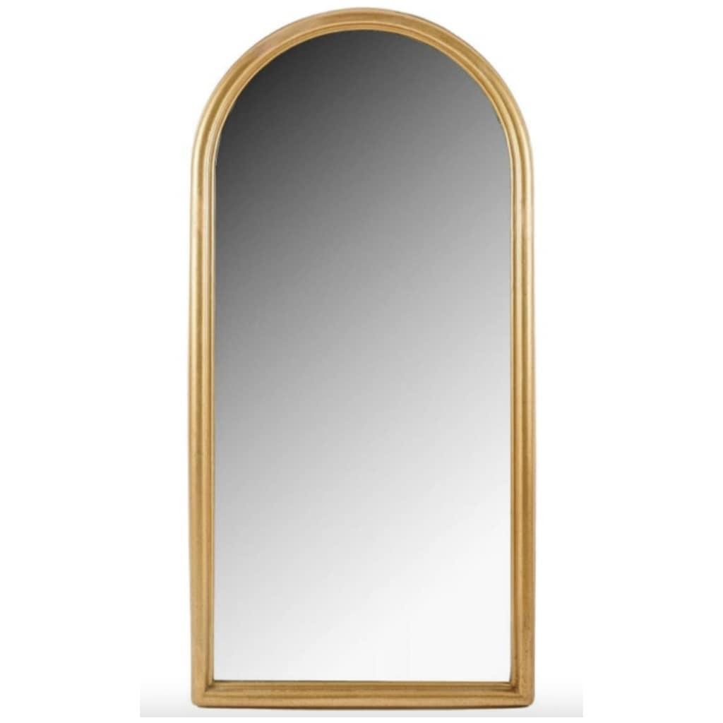 1960 Paire de miroirs en bois mouluré et doré inspirés d’une ogive romane. 6