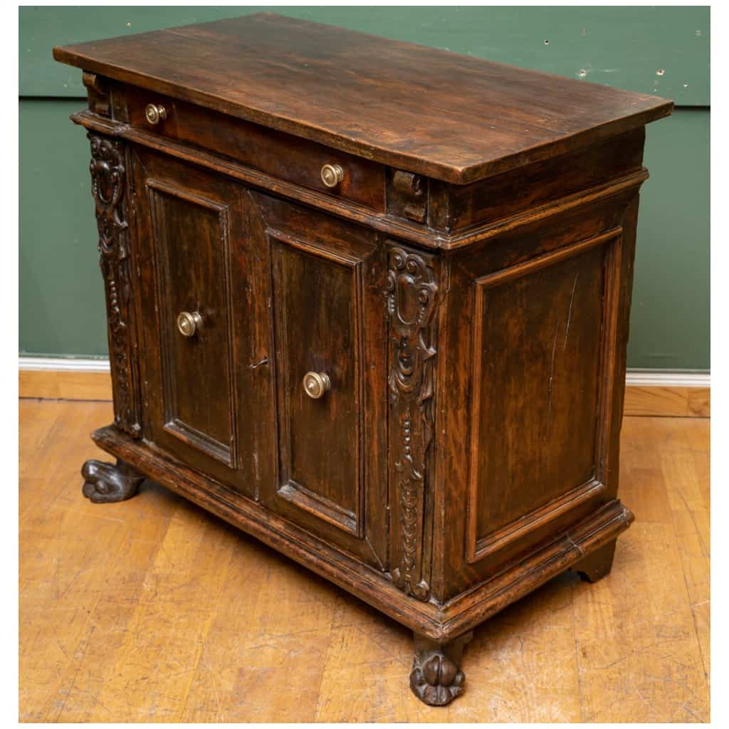 Tuscan Buffet From the 18th Century. 4