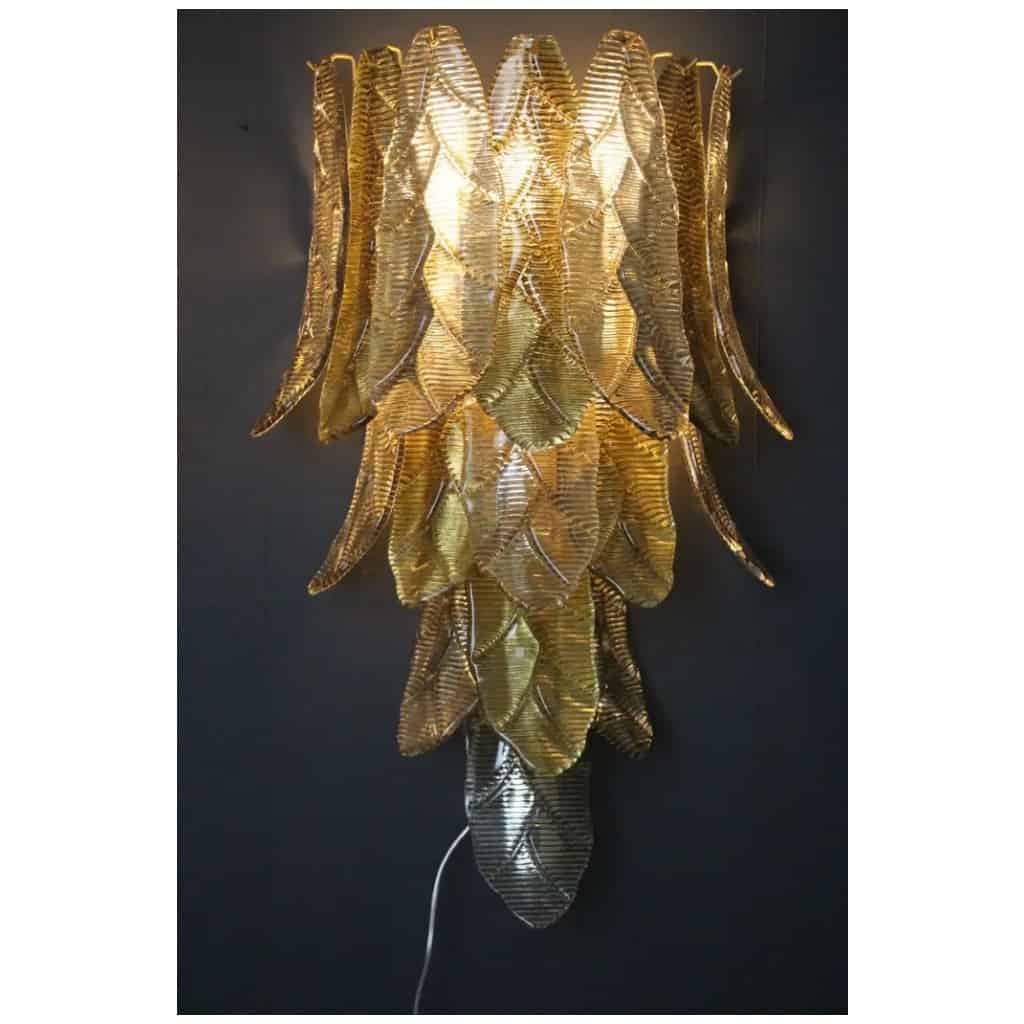 Paire d’appliques en verre de Murano doré texturé et fumé en forme de palmier 18