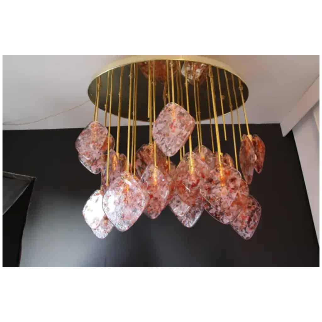 Lustre italien ovale moderne du milieu du siècle en laiton et verre rose 4